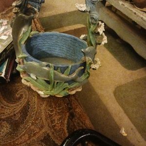 Glass dolphin basket